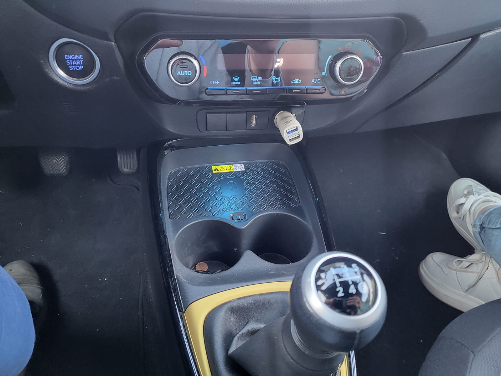 
										TOYOTA AYGO X 1.0 VVT-i 72CV. LOUNGE UNIPRO’ completo									