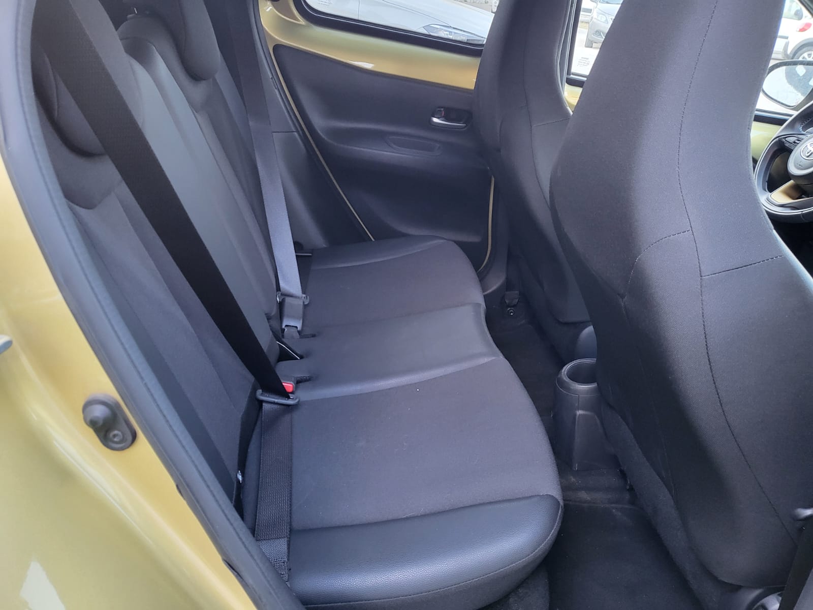 
										TOYOTA AYGO X 1.0 VVT-i 72CV. LOUNGE UNIPRO’ completo									