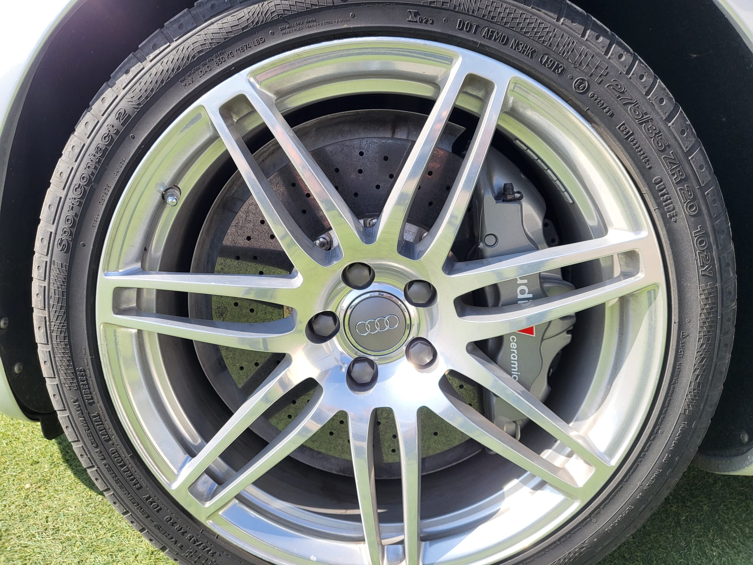 
								AUDI S8 5.2 V10 450CV. TIP QUATTRO completo									