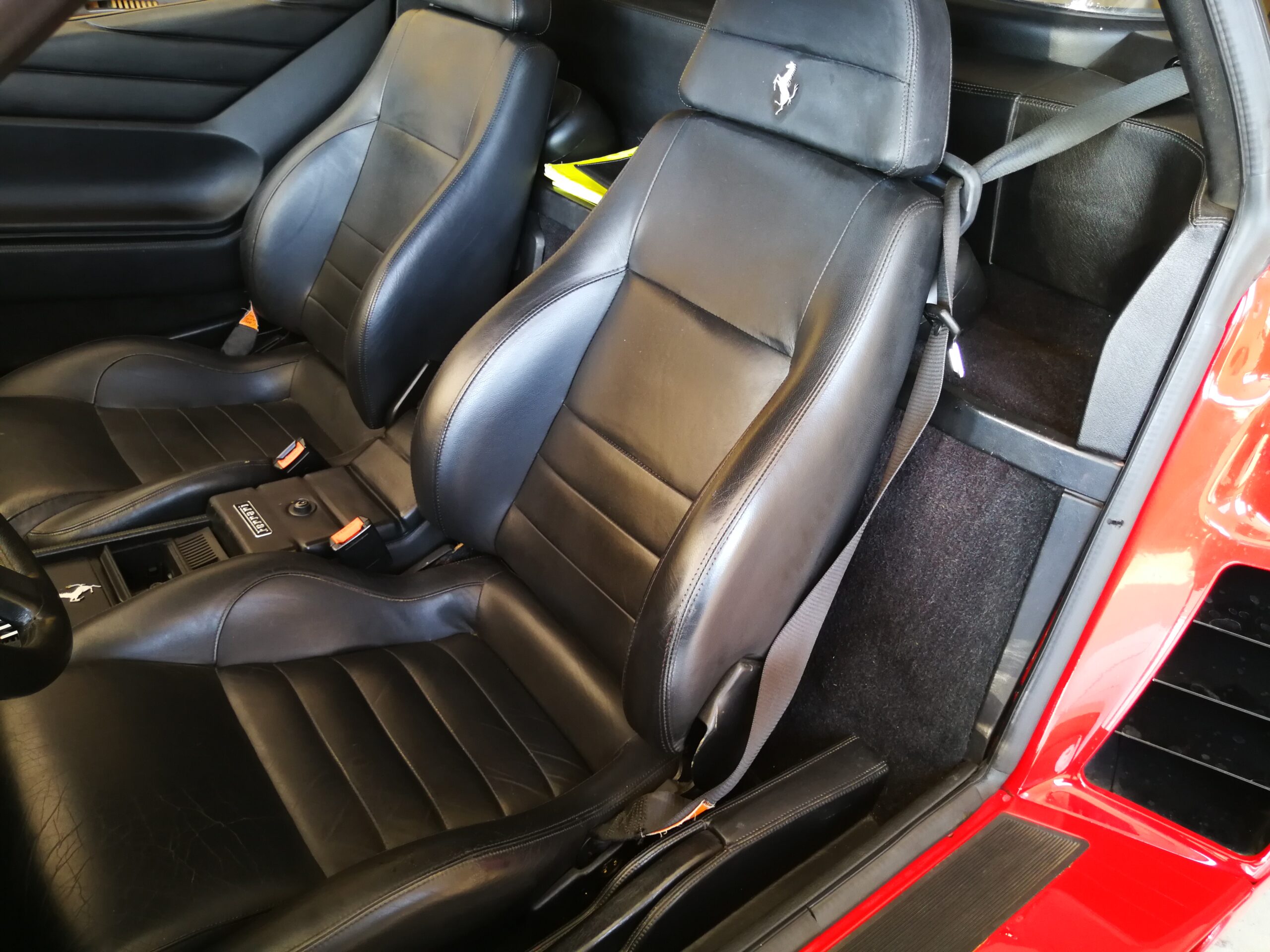 
								FERRARI 348 TB Targa Oro completo									