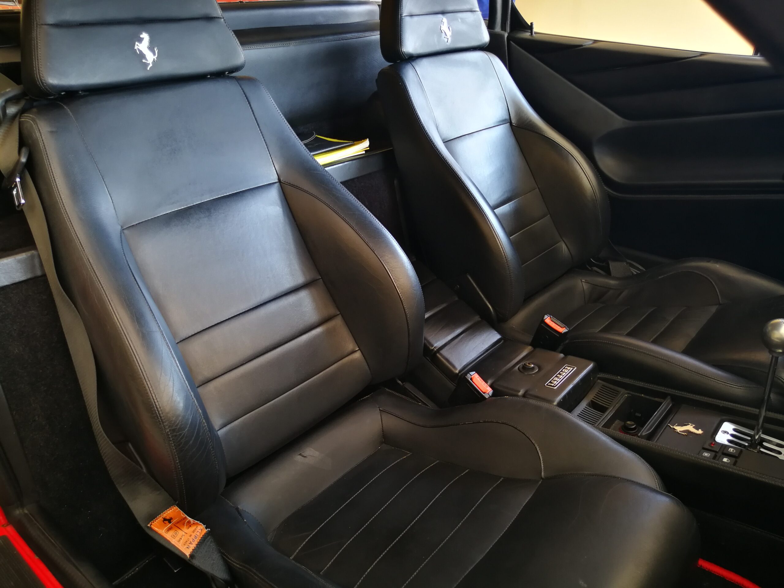
								FERRARI 348 TB Targa Oro completo									