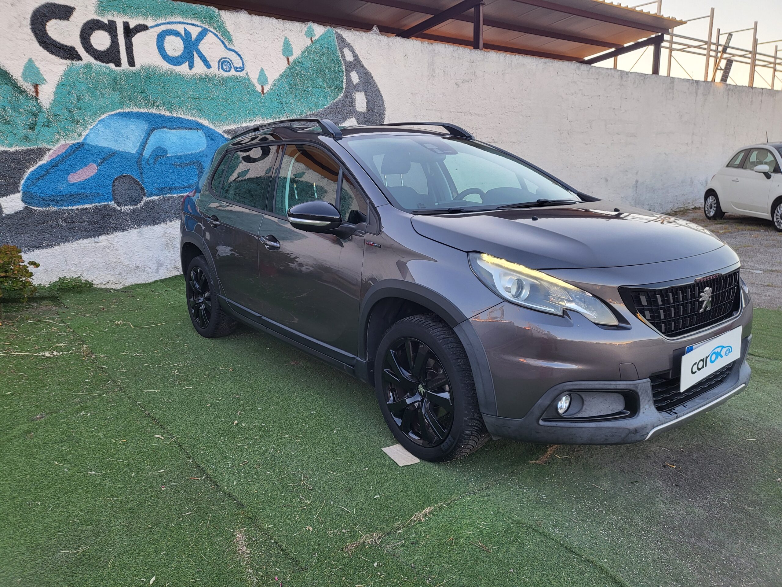 
								PEUGEOT 2008 1.6 BlueHDI GT-LINE completo									