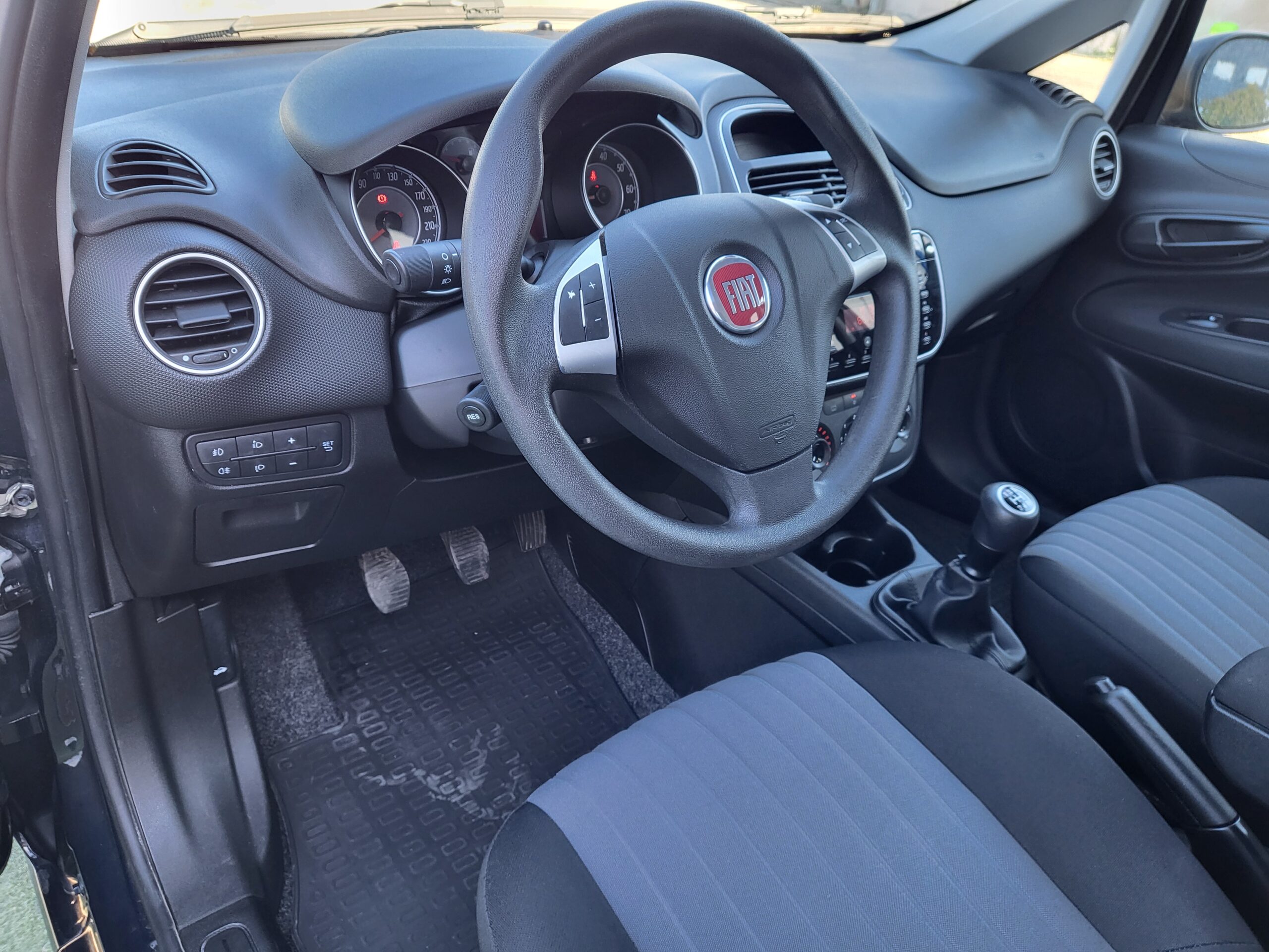
								FIAT PUNTO 1.3 MEJT 95CV. UNIPRO’ completo									