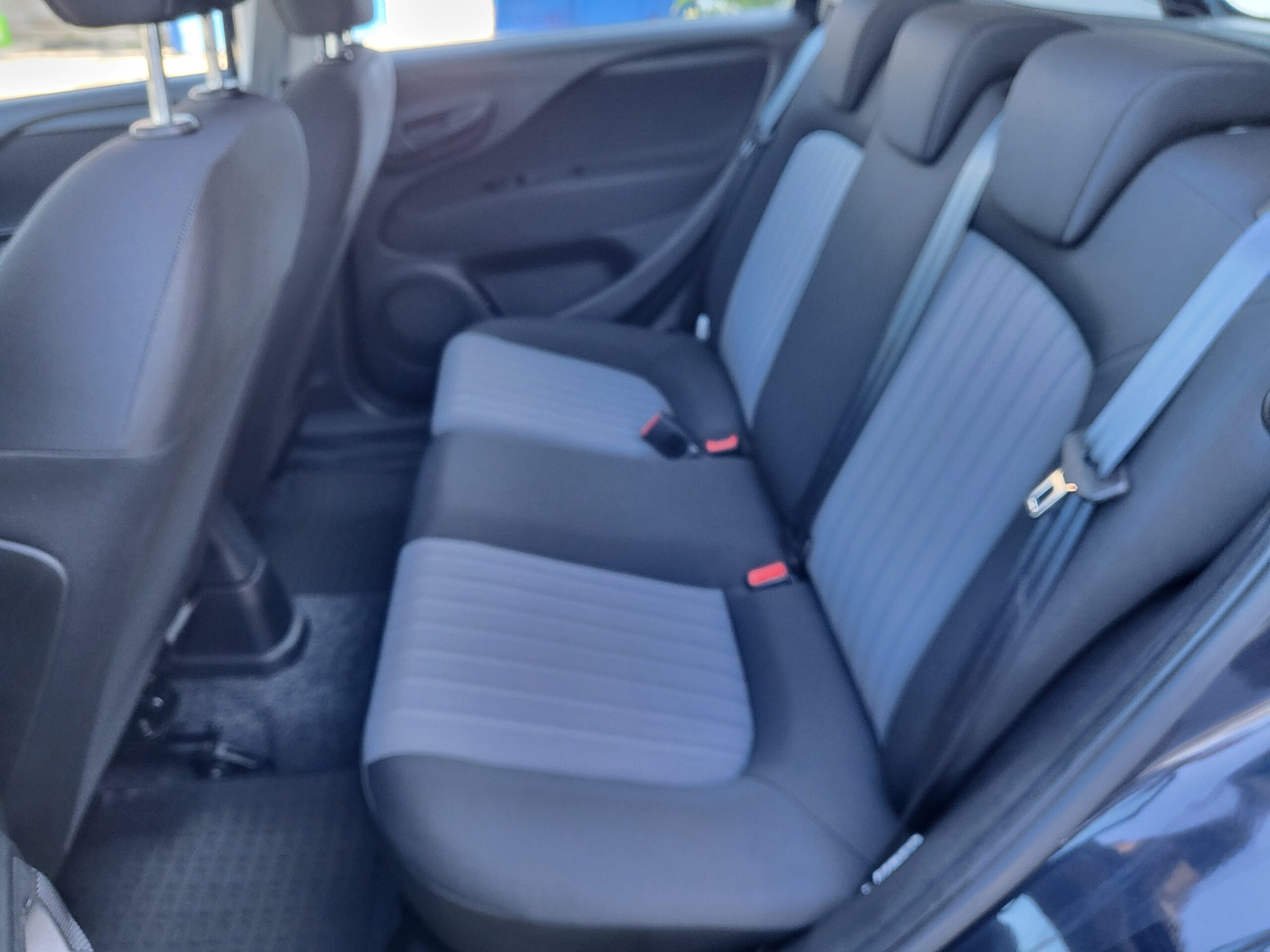 
								FIAT PUNTO 1.3 MEJT 95CV. UNIPRO’ completo									