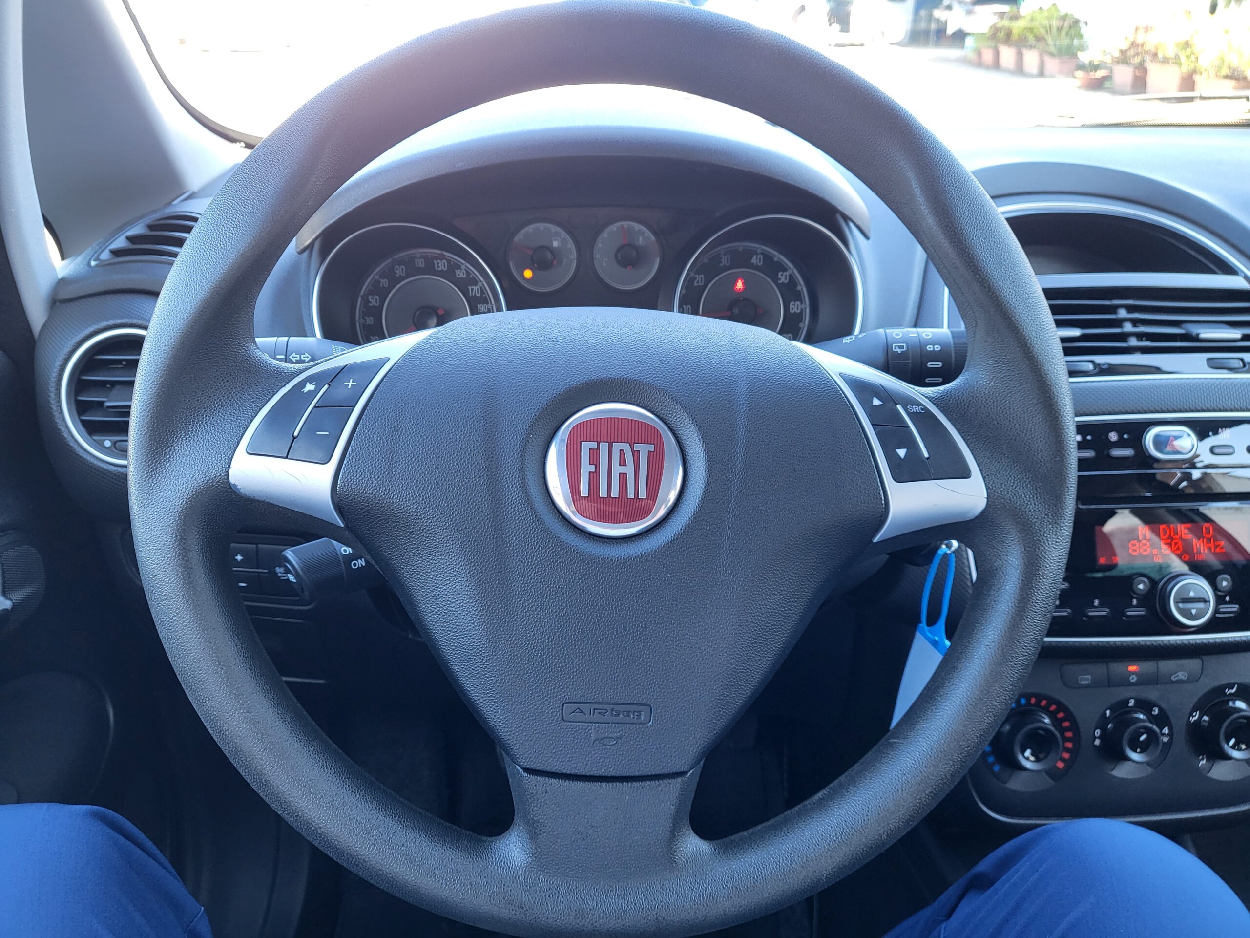 
								FIAT PUNTO 1.3 MEJT 95CV. UNIPRO’ completo									