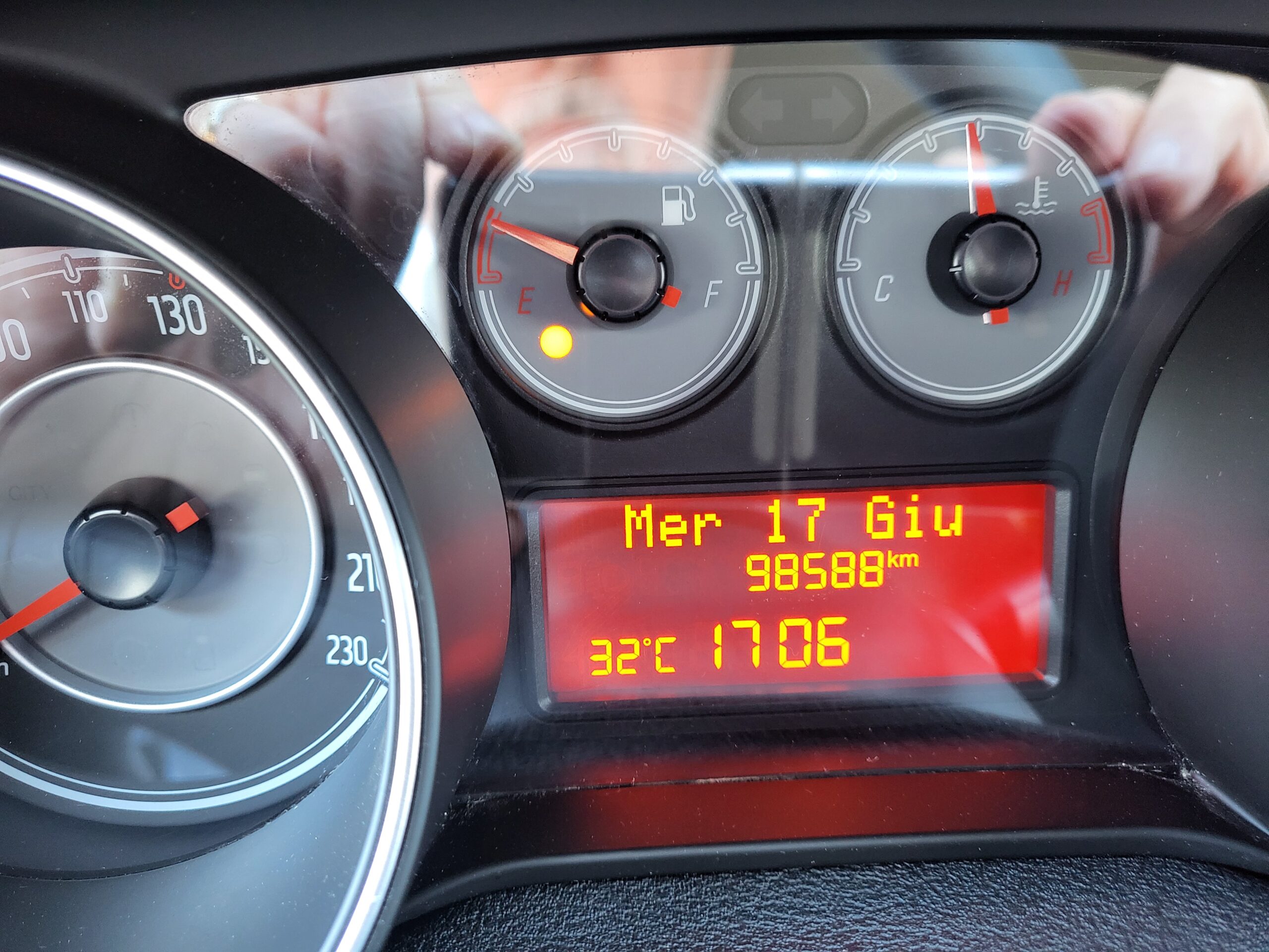 
								FIAT PUNTO 1.3 MEJT 95CV. UNIPRO’ completo									