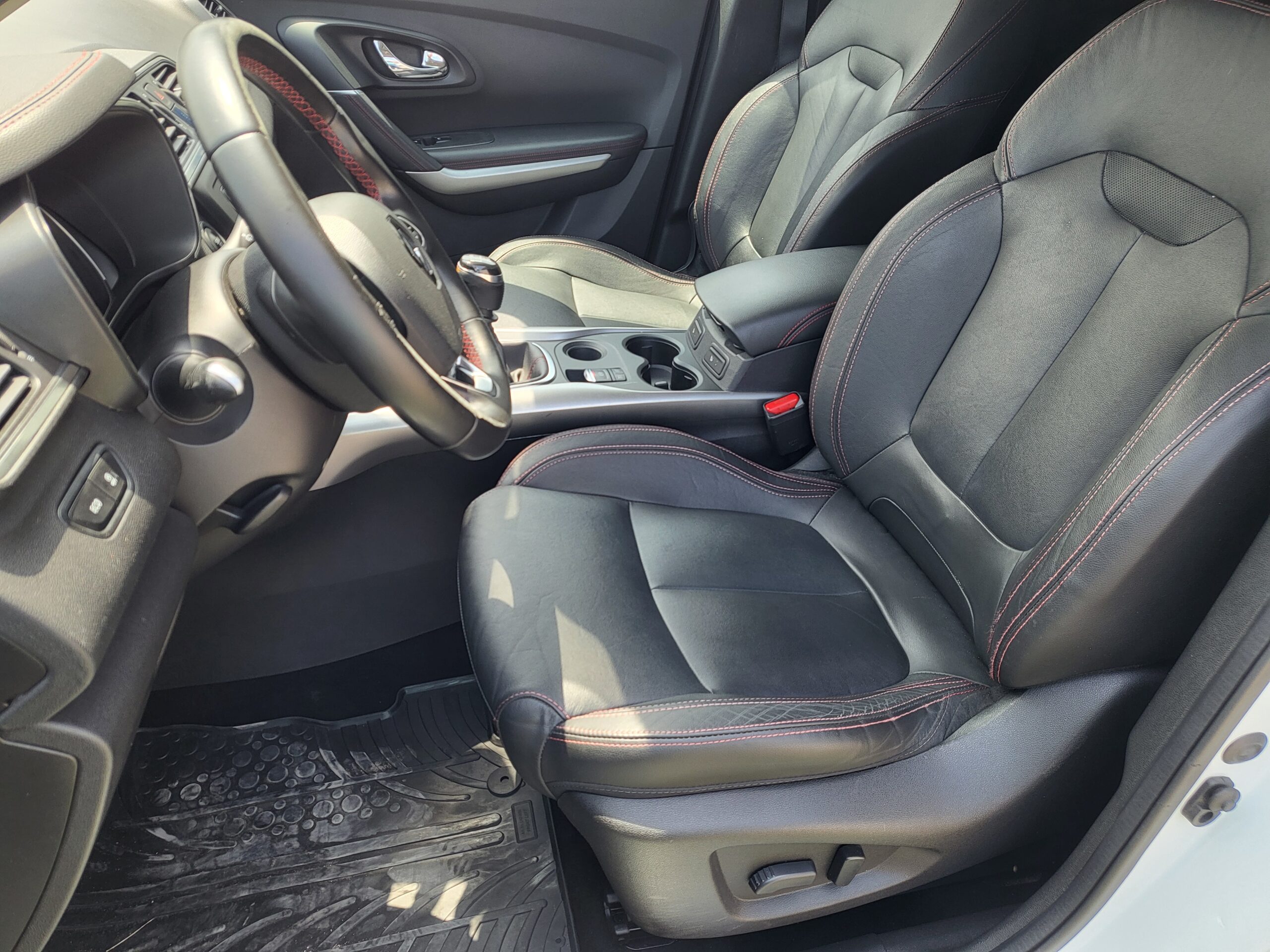 
								RENAULT KADJAR 1.5 DCI 110CV. BOSE EDITION completo									