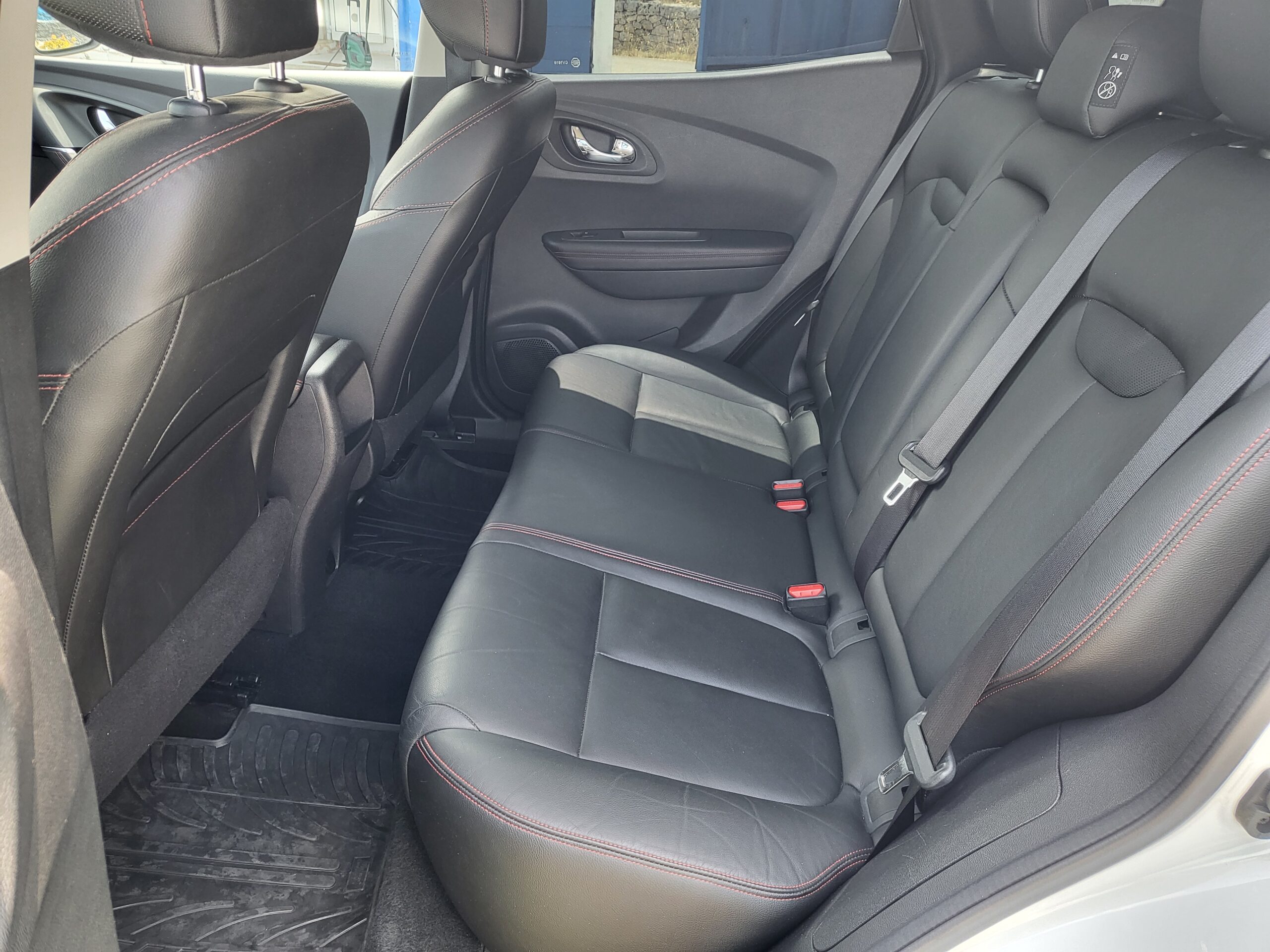 
								RENAULT KADJAR 1.5 DCI 110CV. BOSE EDITION completo									