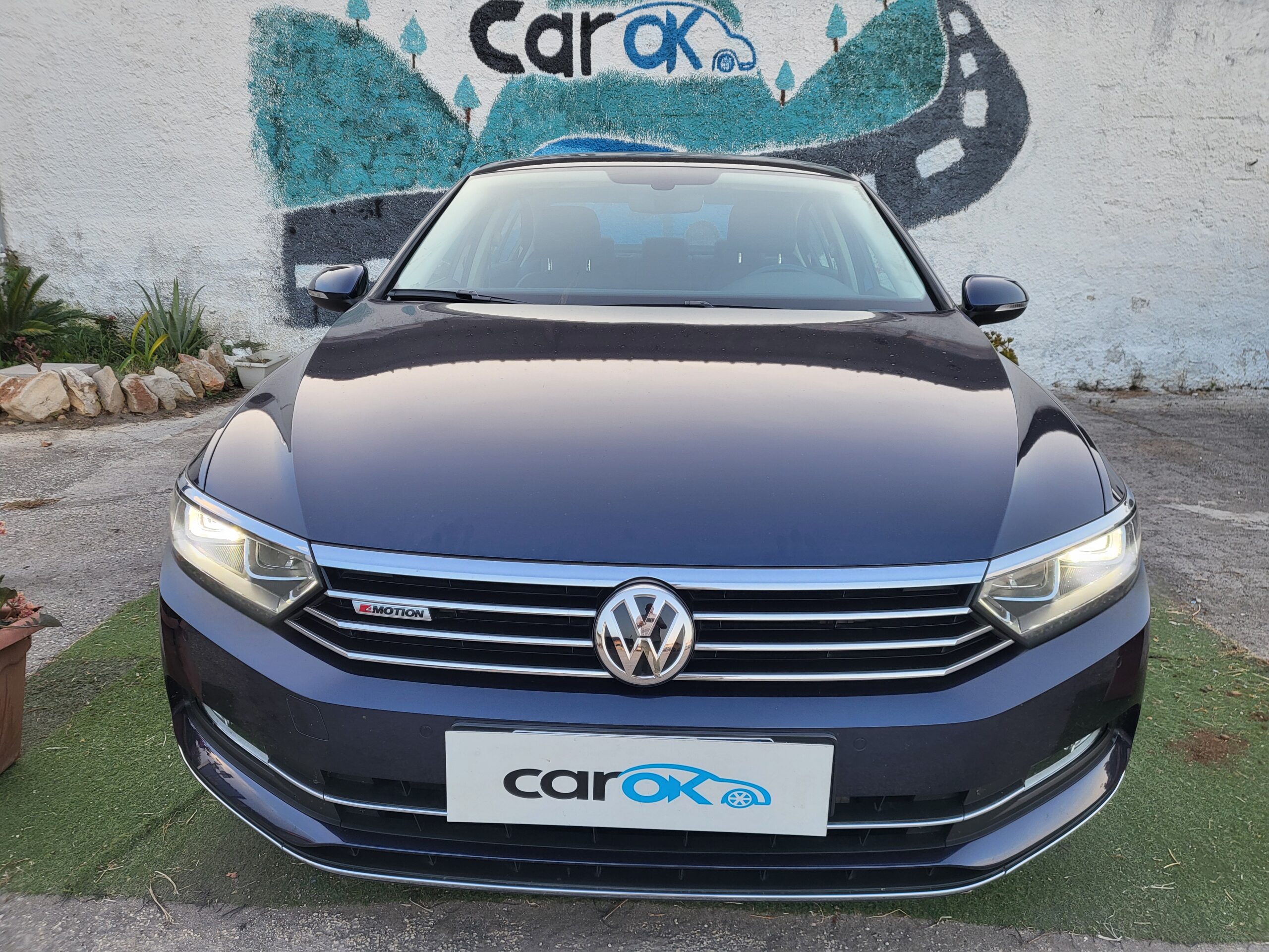 
								Passat Business 2.0 TDI 190 CV 4MOTION DSG Executive BMT completo									